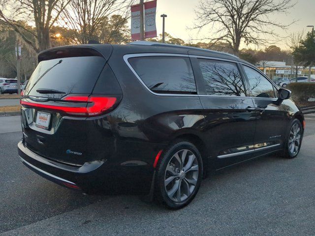 2022 Chrysler Pacifica Hybrid Pinnacle