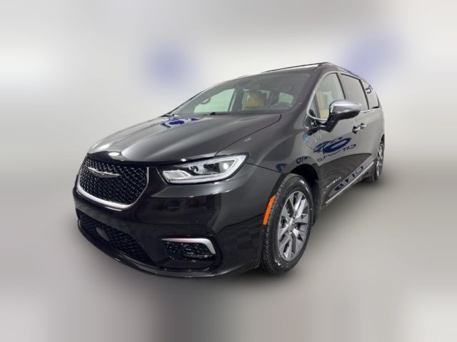 2022 Chrysler Pacifica Hybrid Pinnacle