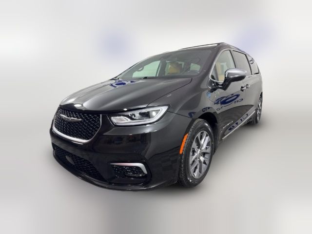 2022 Chrysler Pacifica Hybrid Pinnacle