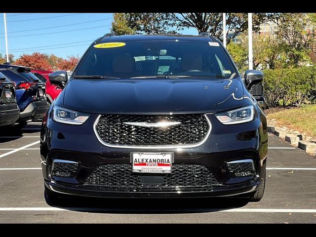 2022 Chrysler Pacifica Hybrid Pinnacle