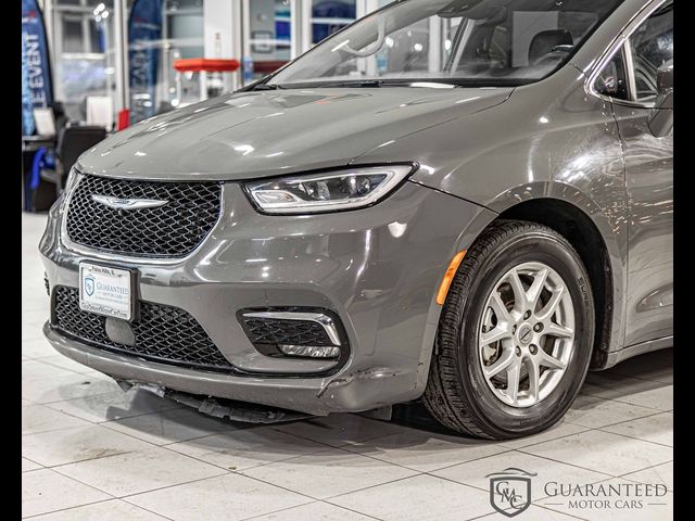 2022 Chrysler Pacifica Hybrid Touring L