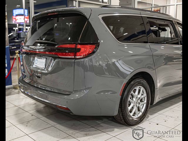 2022 Chrysler Pacifica Hybrid Touring L