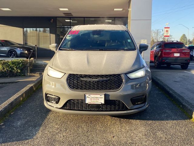 2022 Chrysler Pacifica Hybrid Touring L