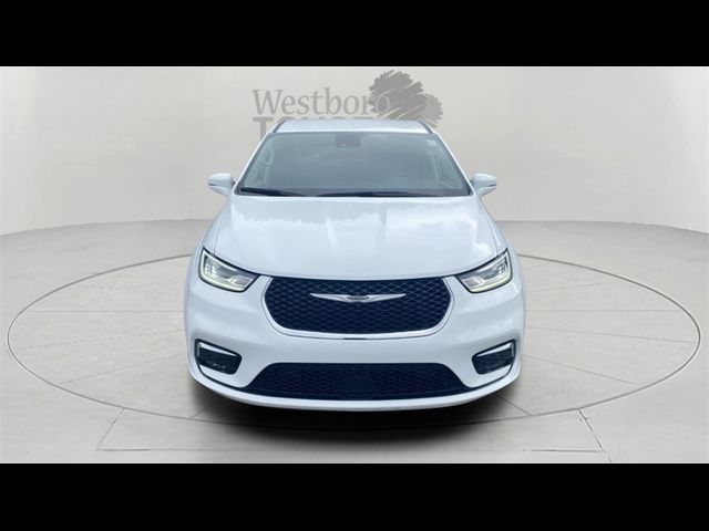 2022 Chrysler Pacifica Hybrid Touring L