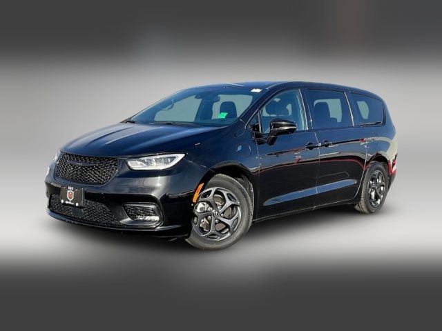 2022 Chrysler Pacifica Hybrid Touring L