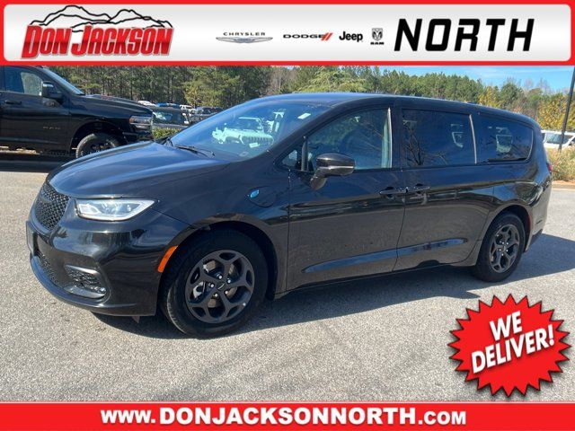 2022 Chrysler Pacifica Hybrid Touring L