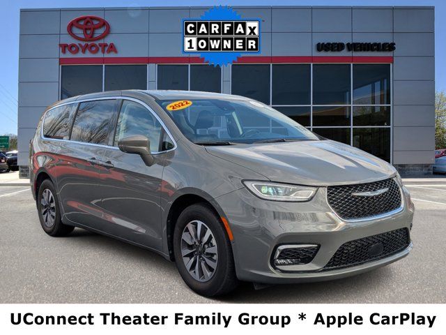 2022 Chrysler Pacifica Hybrid Touring L