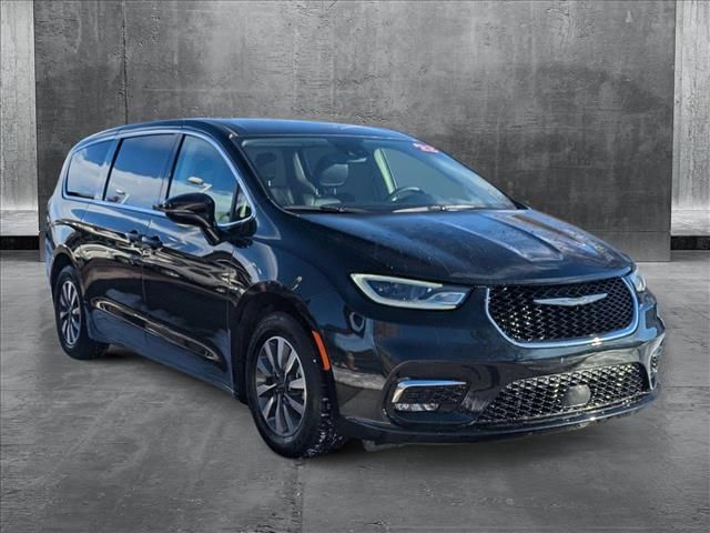 2022 Chrysler Pacifica Hybrid Touring L