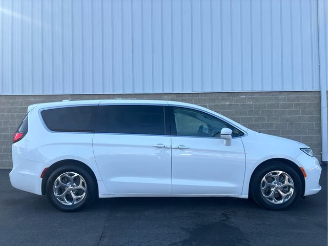 2022 Chrysler Pacifica Hybrid Touring L