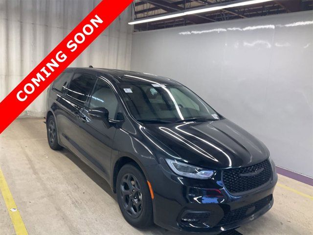 2022 Chrysler Pacifica Hybrid Touring L