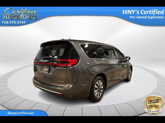 2022 Chrysler Pacifica Hybrid Touring L