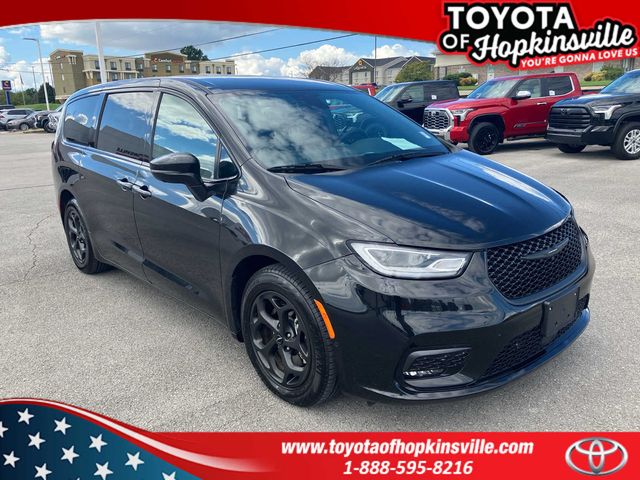 2022 Chrysler Pacifica Hybrid Touring L