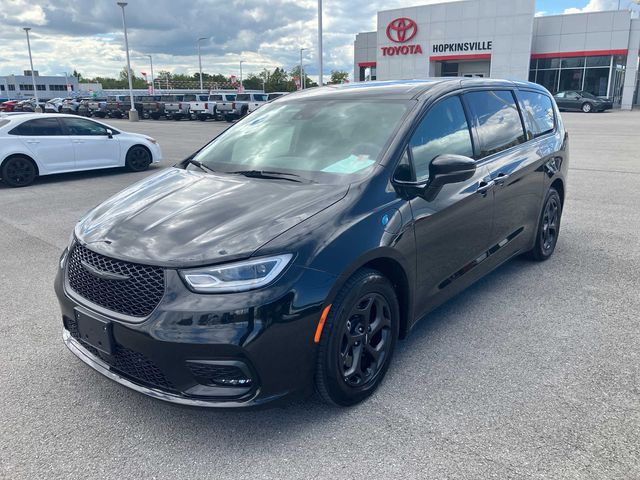 2022 Chrysler Pacifica Hybrid Touring L