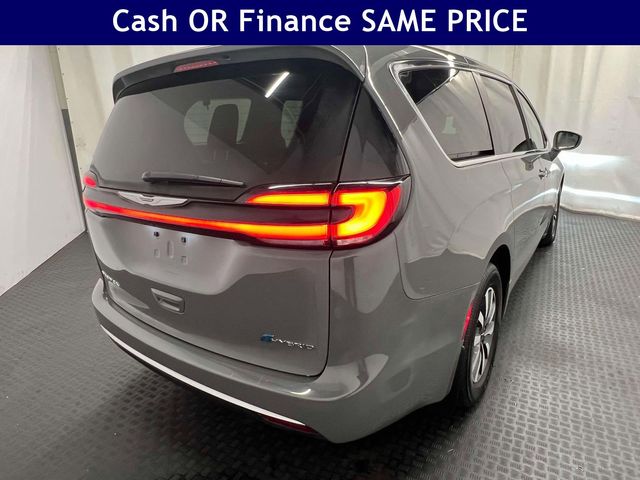 2022 Chrysler Pacifica Hybrid Touring L