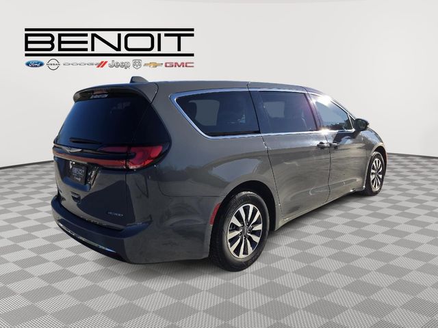 2022 Chrysler Pacifica Hybrid Touring L