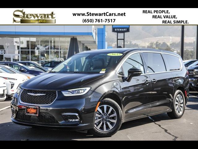 2022 Chrysler Pacifica Hybrid Touring L