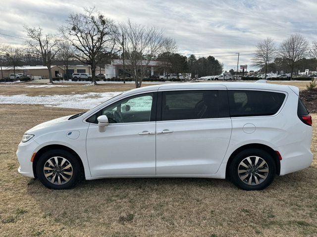 2022 Chrysler Pacifica Hybrid Touring L