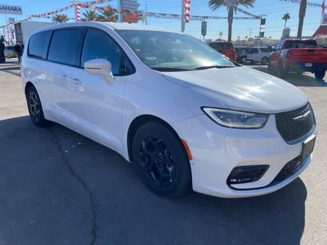 2022 Chrysler Pacifica Hybrid Touring L