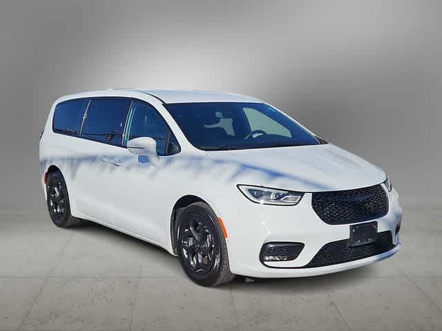 2022 Chrysler Pacifica Hybrid Touring L