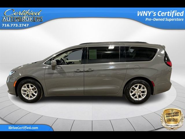 2022 Chrysler Pacifica Hybrid Touring L