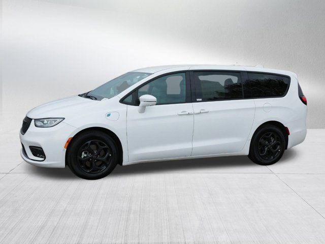 2022 Chrysler Pacifica Hybrid Touring L