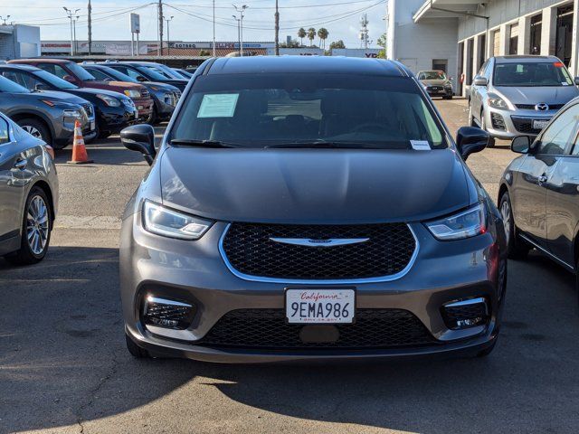 2022 Chrysler Pacifica Hybrid Touring L