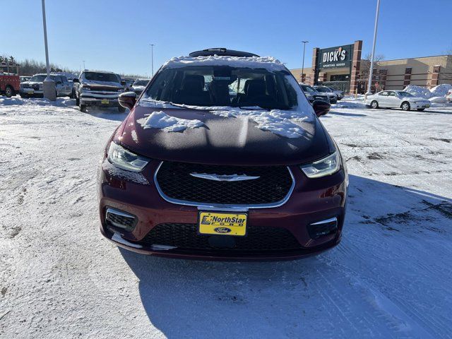 2022 Chrysler Pacifica Hybrid Touring L