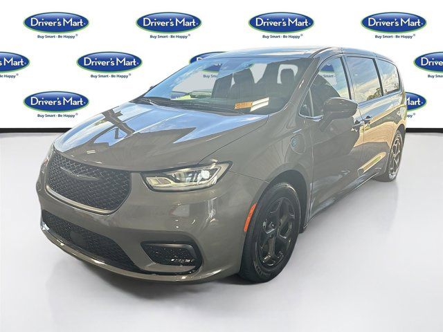 2022 Chrysler Pacifica Hybrid Touring L