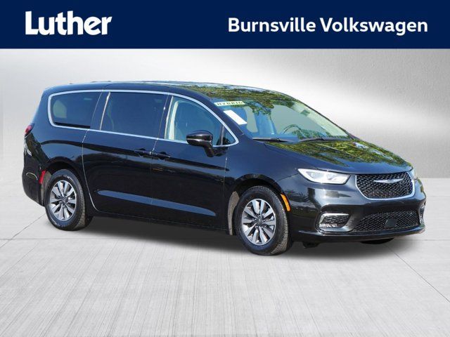 2022 Chrysler Pacifica Hybrid Touring L