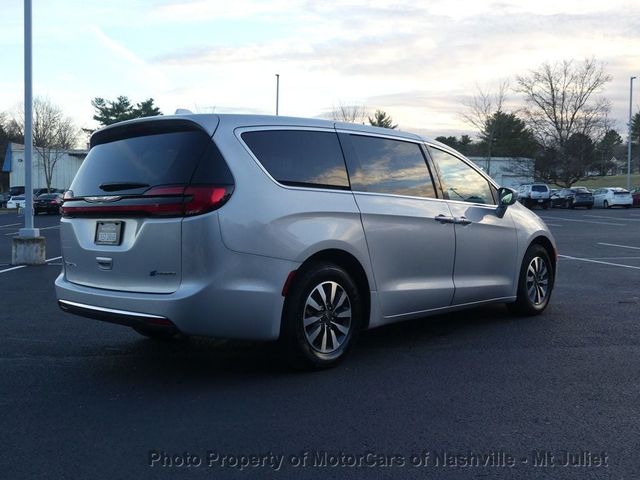 2022 Chrysler Pacifica Hybrid Touring L