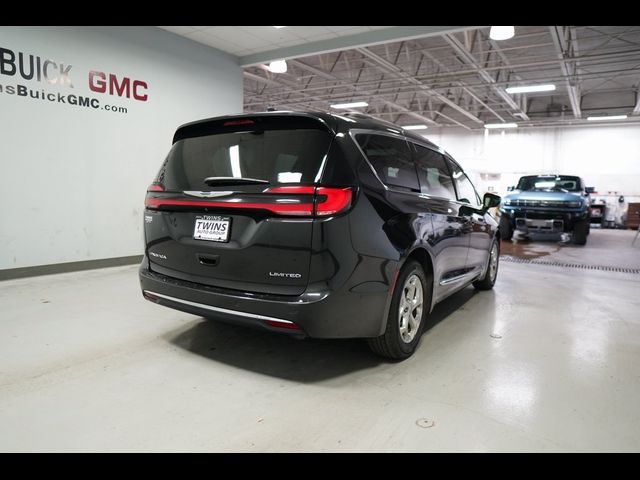 2022 Chrysler Pacifica Limited