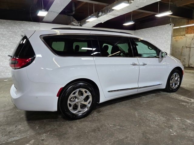 2022 Chrysler Pacifica Limited