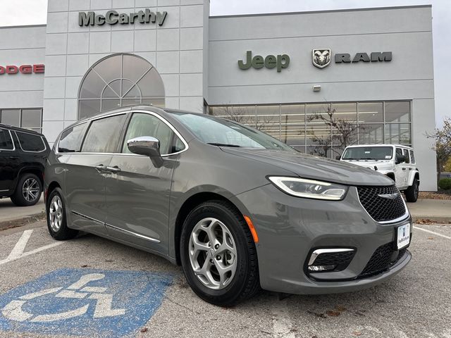 2022 Chrysler Pacifica Limited