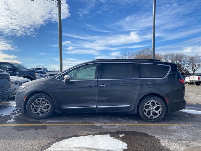 2022 Chrysler Pacifica Limited