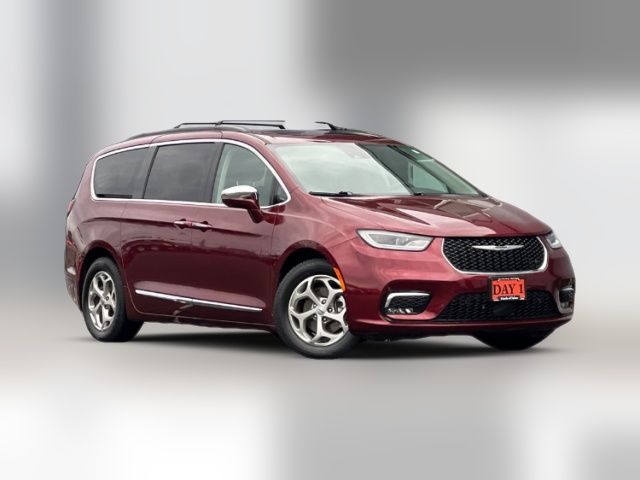 2022 Chrysler Pacifica Limited