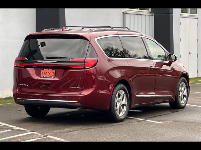 2022 Chrysler Pacifica Limited