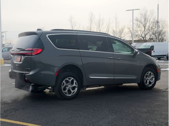 2022 Chrysler Pacifica Limited