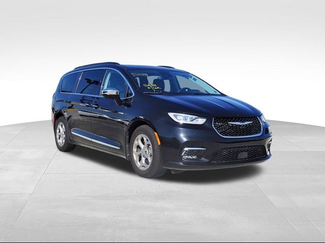 2022 Chrysler Pacifica Limited