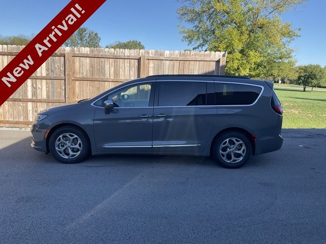 2022 Chrysler Pacifica Limited