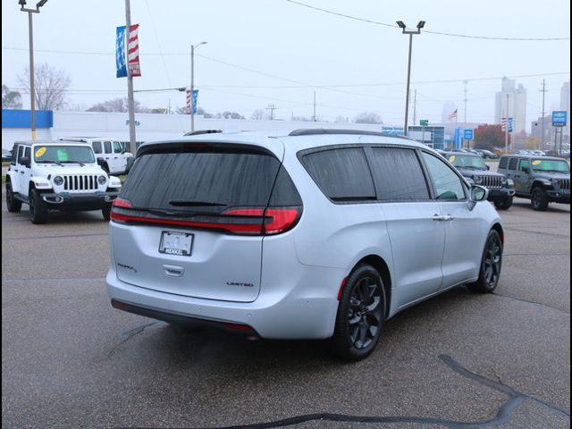 2022 Chrysler Pacifica Limited