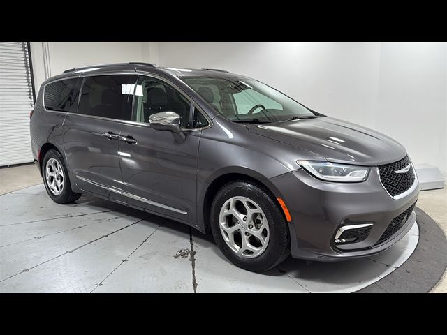 2022 Chrysler Pacifica Limited