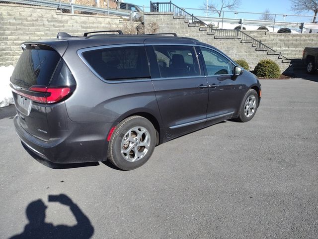 2022 Chrysler Pacifica Limited