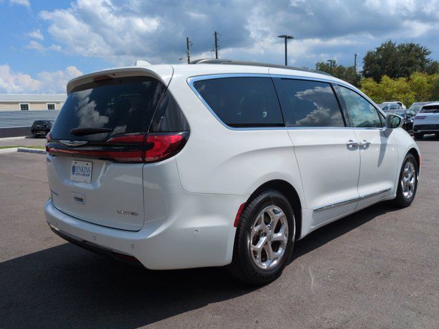 2022 Chrysler Pacifica Limited