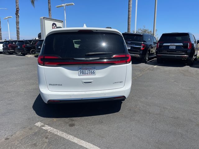 2022 Chrysler Pacifica Limited