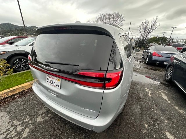 2022 Chrysler Pacifica Limited