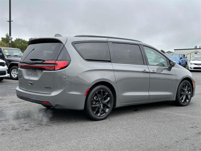 2022 Chrysler Pacifica Limited