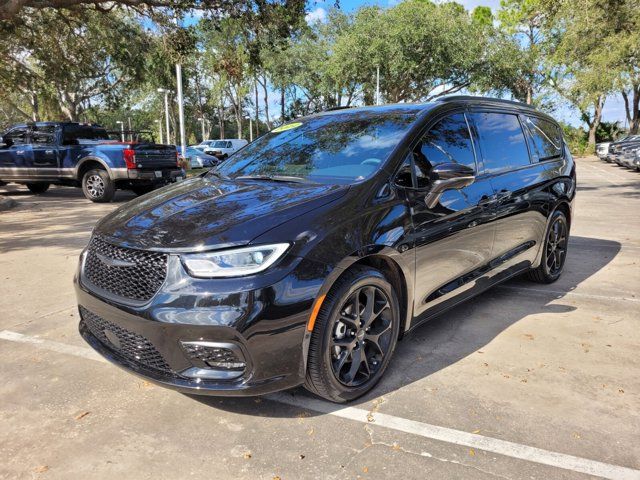 2022 Chrysler Pacifica Limited