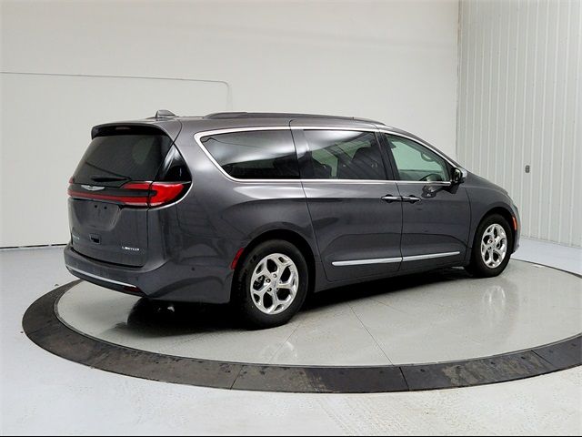 2022 Chrysler Pacifica Limited