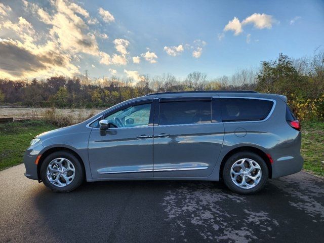 2022 Chrysler Pacifica Limited