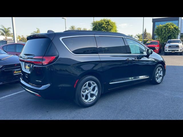 2022 Chrysler Pacifica Limited